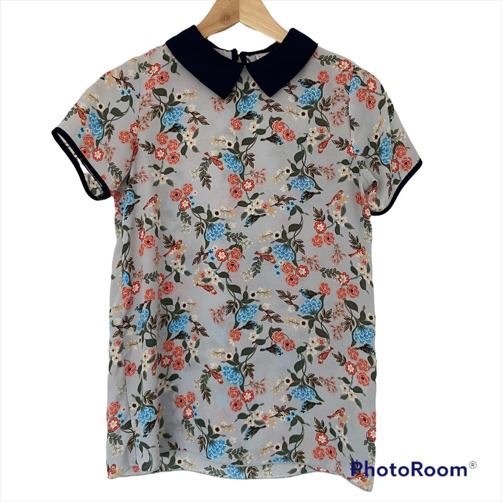 TWIK BY SIMONS BLUE/FLORAL SHORT SLEEVED BLOUSE/TOP WITH PETER PAN COLLA…